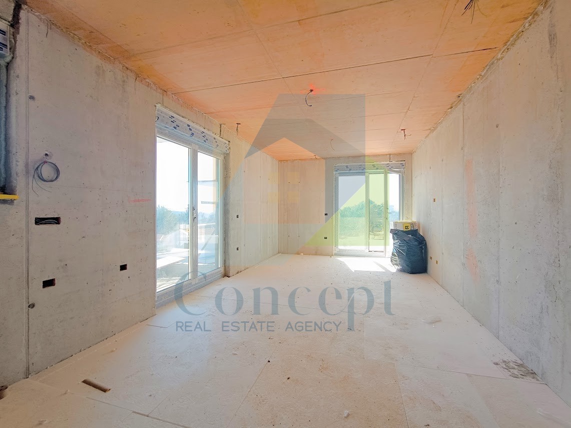 Poreč, okolica, Stan na drugem nadstropju s pogledom na morje, 1500 m od morja