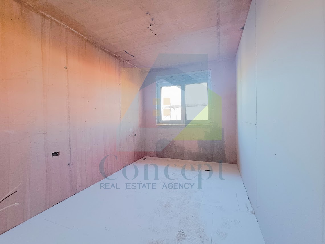 Poreč, okolica, Stan na drugem nadstropju s pogledom na morje, 1500 m od morja