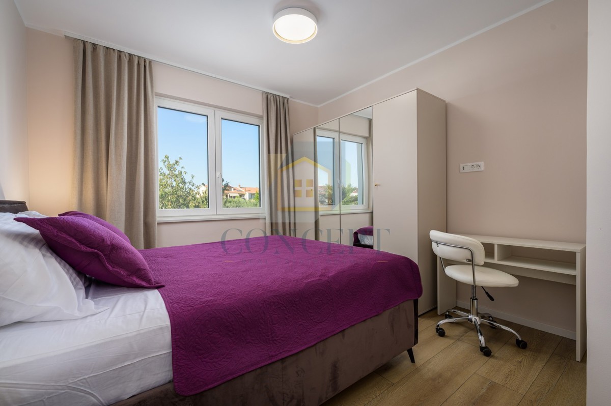 Poreč, Stan s 3 spalnice na luksuzni lokaciji, 500 m od morja