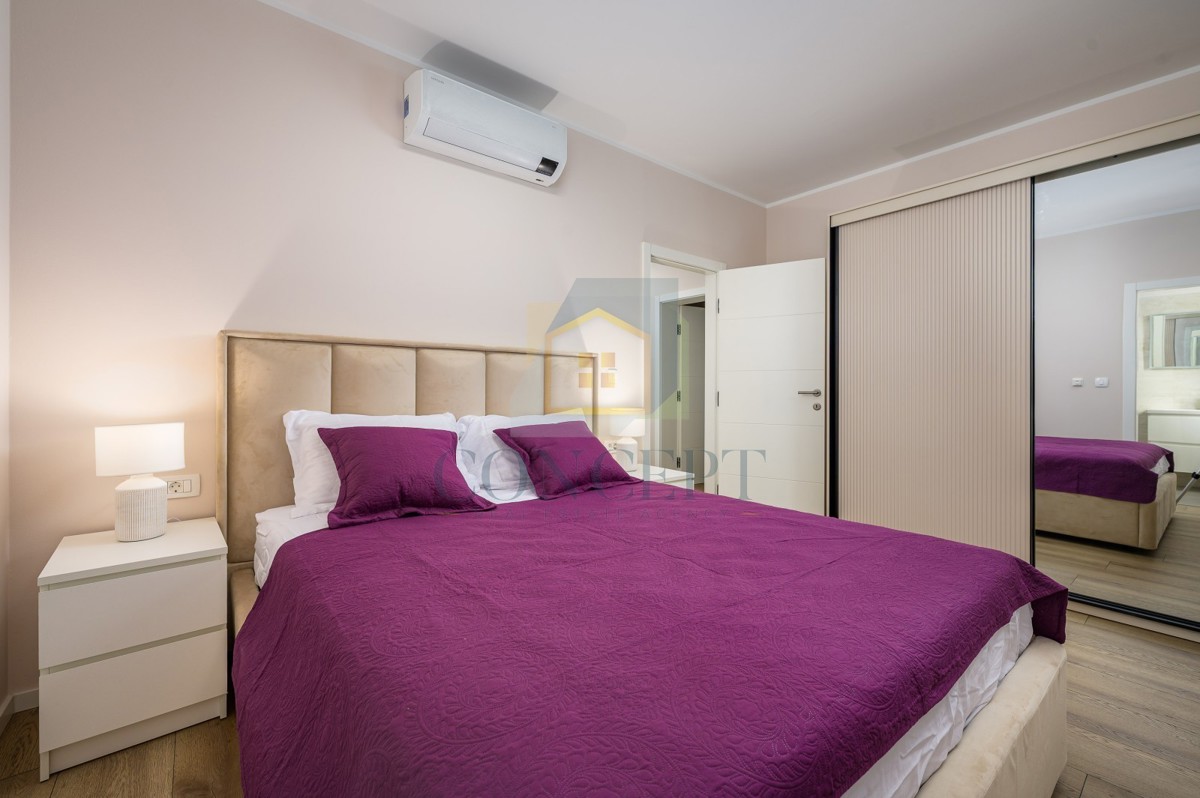 Poreč, Stan s 3 spalnice na luksuzni lokaciji, 500 m od morja