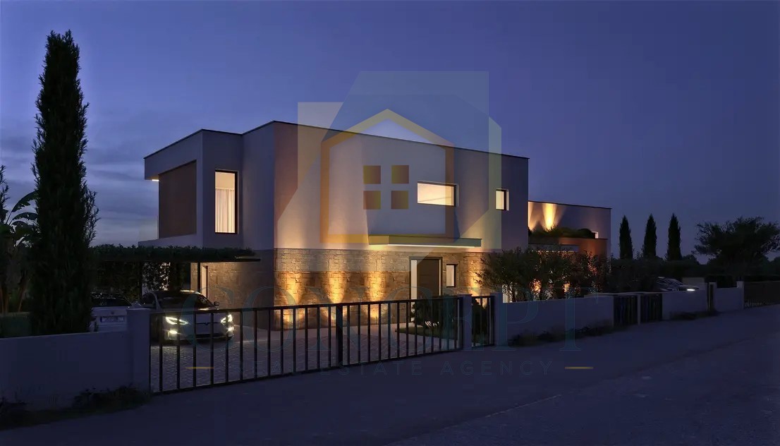 Poreč, okolica, Luksuzna moderna dvojna hiša s bazenom, 5 km od morja