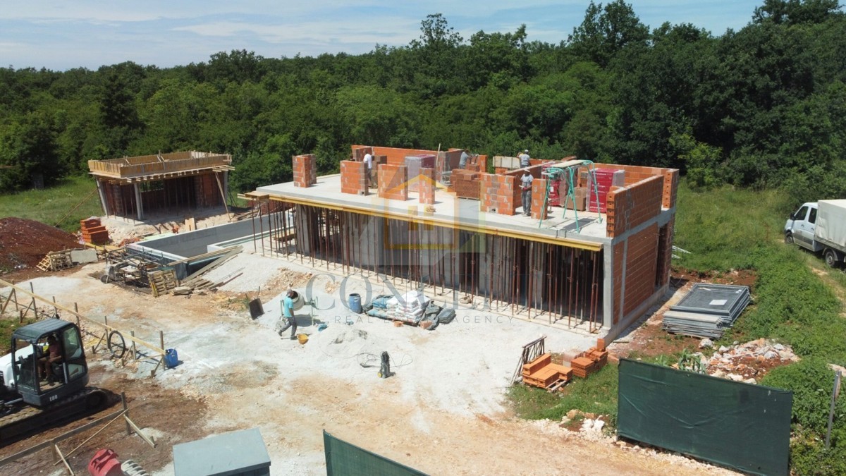 Poreč, okolica, moderna, luksuzna vila s bazenom, 12 km od morja