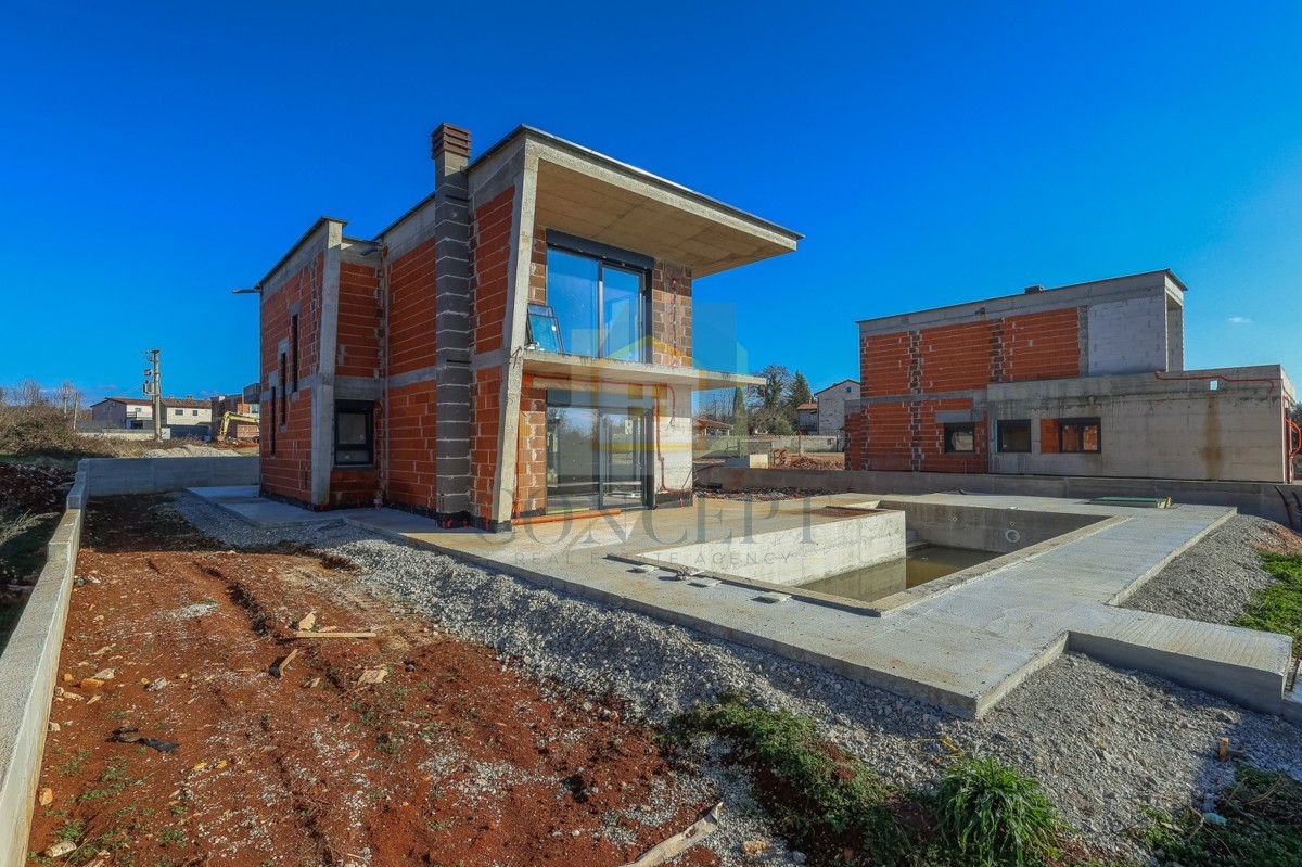 Poreč, okolica, moderna, luksuzna vila s bazenom, 12 km od morja