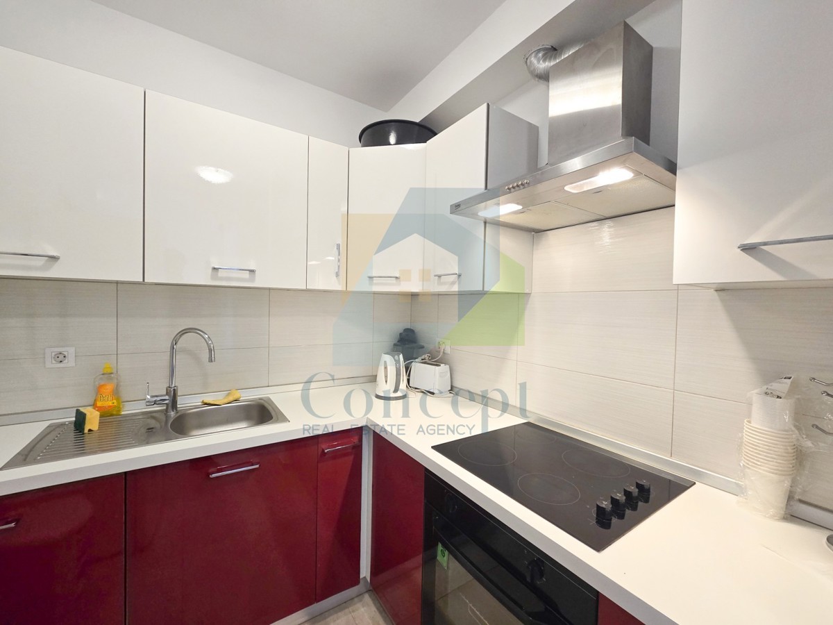 Poreč, okolica, Prekrasen stan s 3 spalnice in bazenom