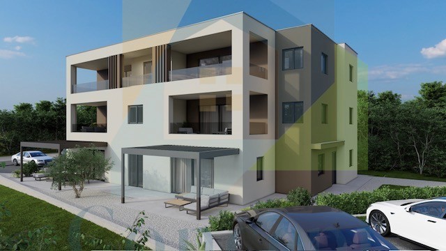 Poreč, širši center, luksuzno stanovanje v pritličju s parcelo 500 m od morja