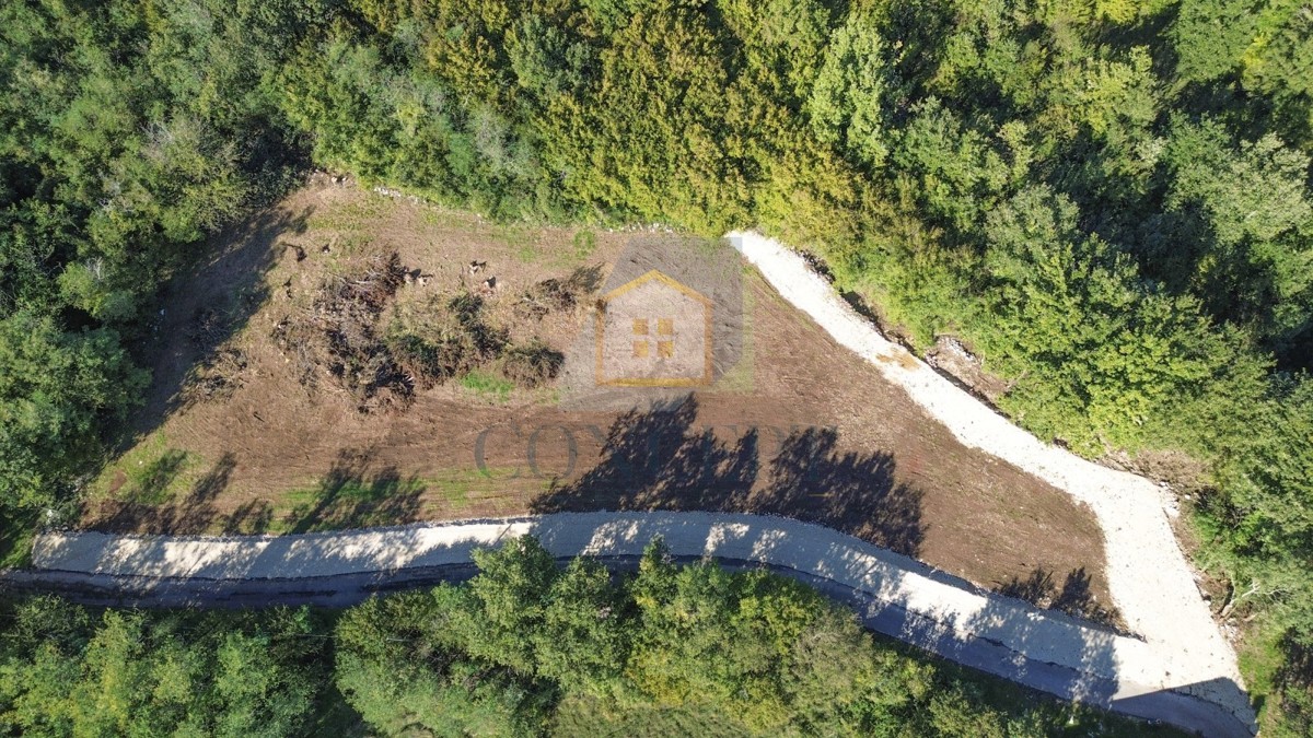 Poreč, okolica, Građevinsko zemljišče s projektom, 12 km od morja