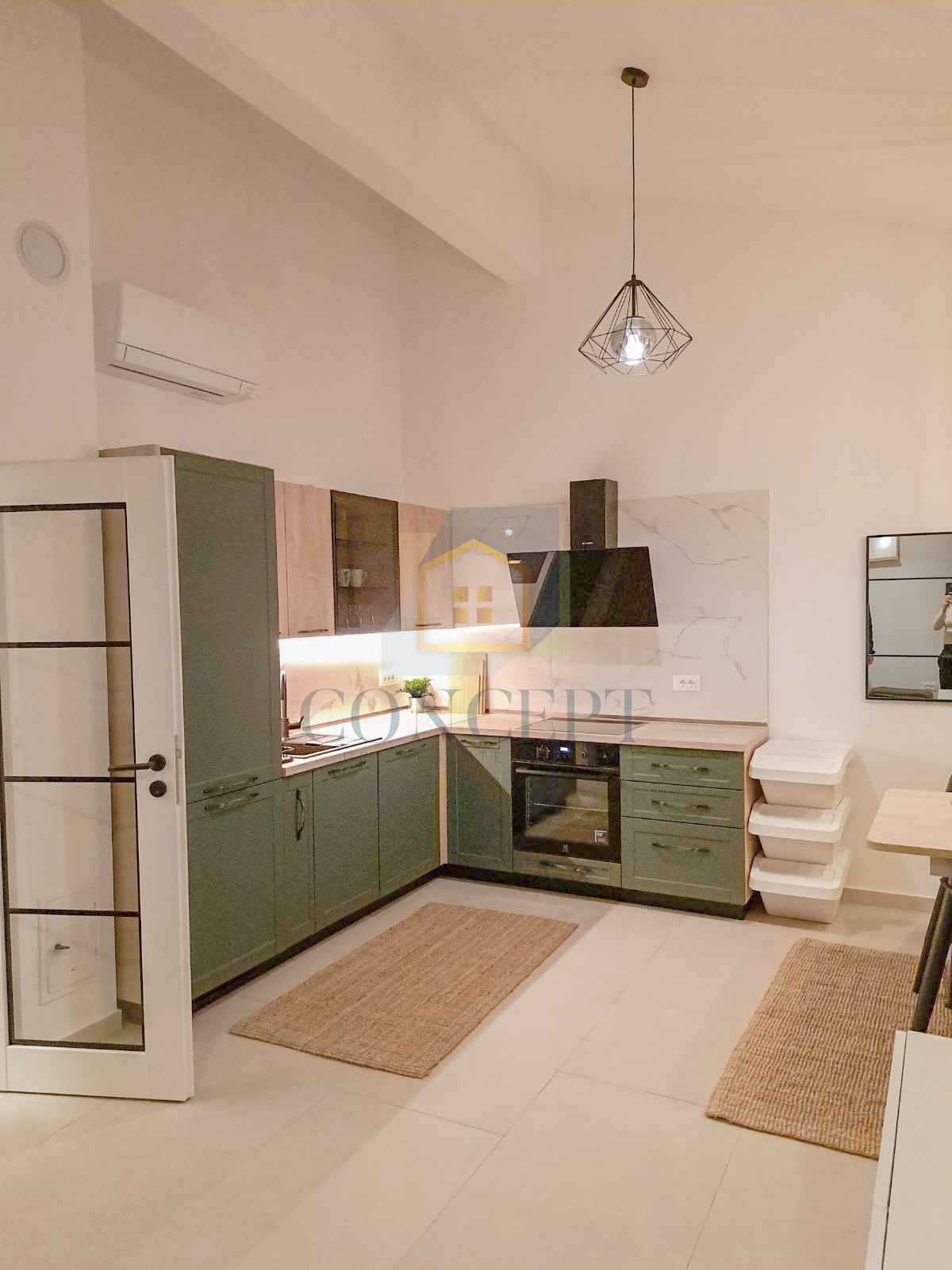 Poreč, okolica, Stan s 3 spalnice na odlični lokaciji, 3 km od morja