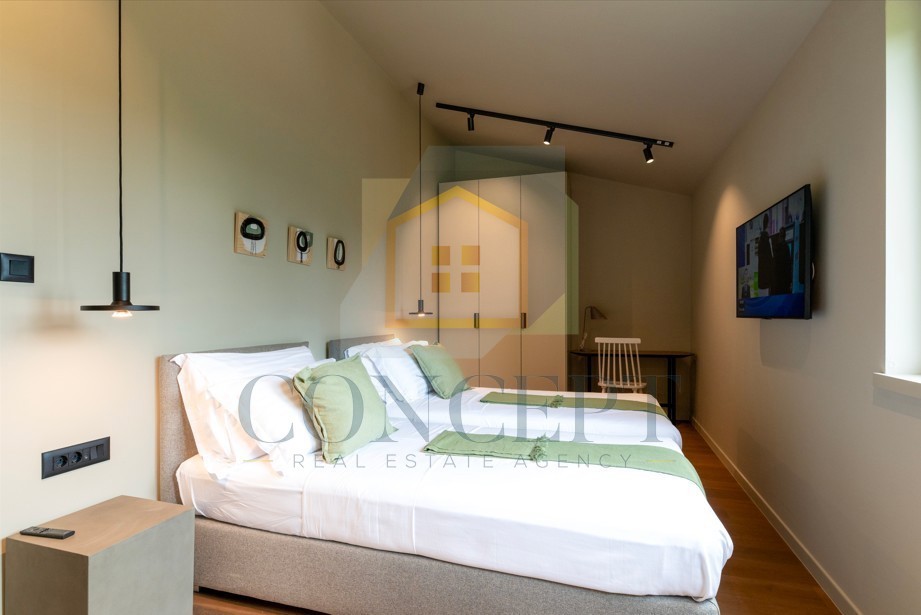 Poreč, okolica, čudovita moderna vila s bazenom in vrtom, 7 km od morja