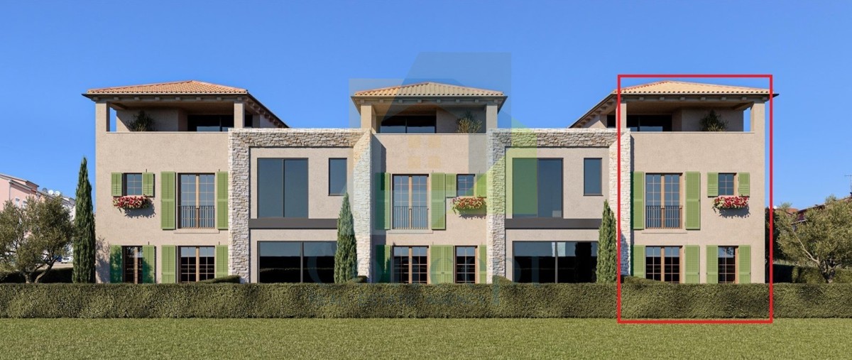 Poreč, okolica, Zadnja hiša v nizu s dvoriščem