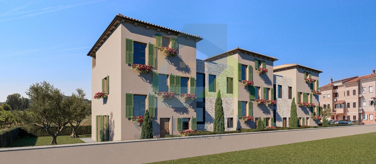 Poreč, okolica, Zadnja hiša v nizu s dvoriščem