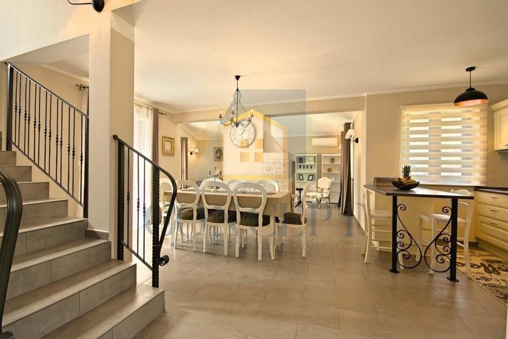 Poreč, okolica, Čudovita hiša s bazenom na mirni lokaciji, 5 km od morja