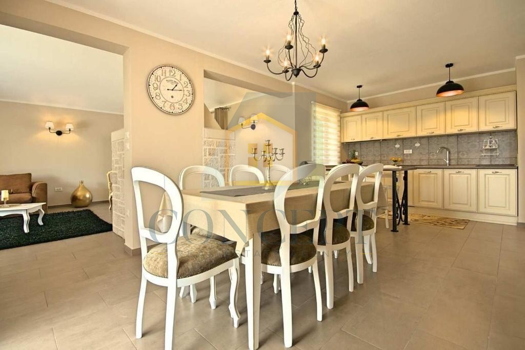 Poreč, okolica, Čudovita hiša s bazenom na mirni lokaciji, 5 km od morja