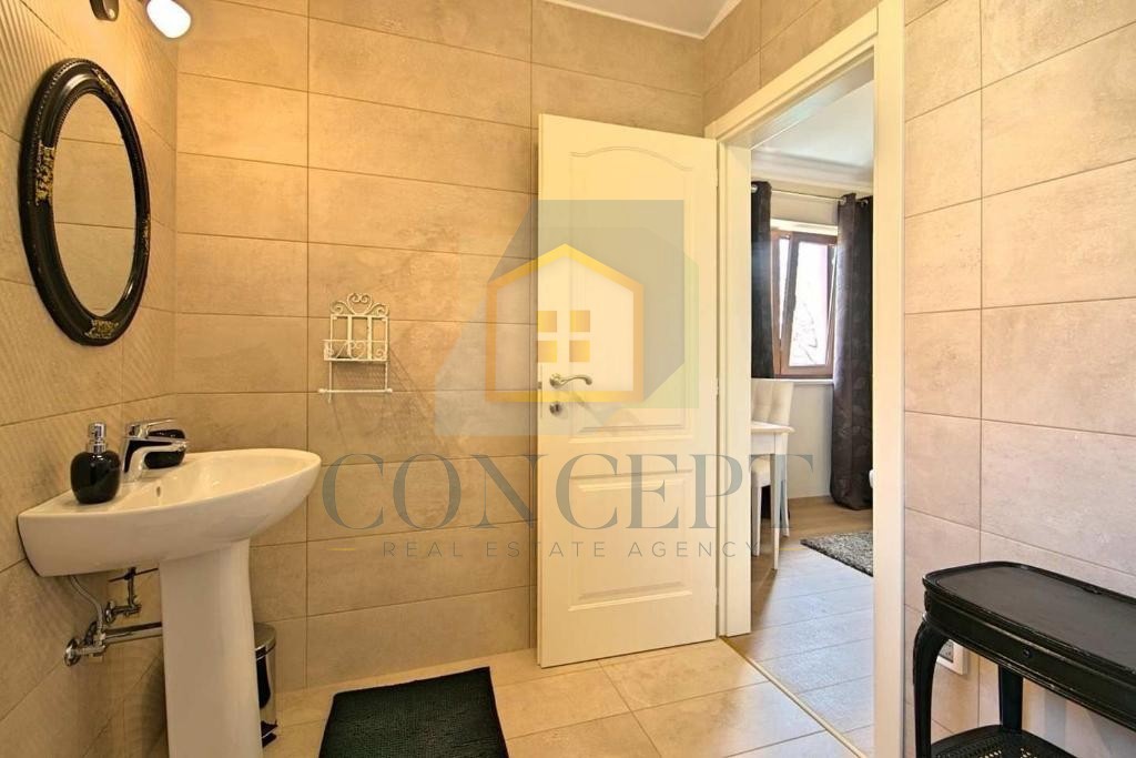 Poreč, okolica, Čudovita hiša s bazenom na mirni lokaciji, 5 km od morja