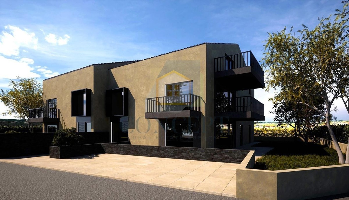 Poreč, Vrsar, okolica, Luksuzno stanovanje v pritličju s vrtom, 500 m od morja