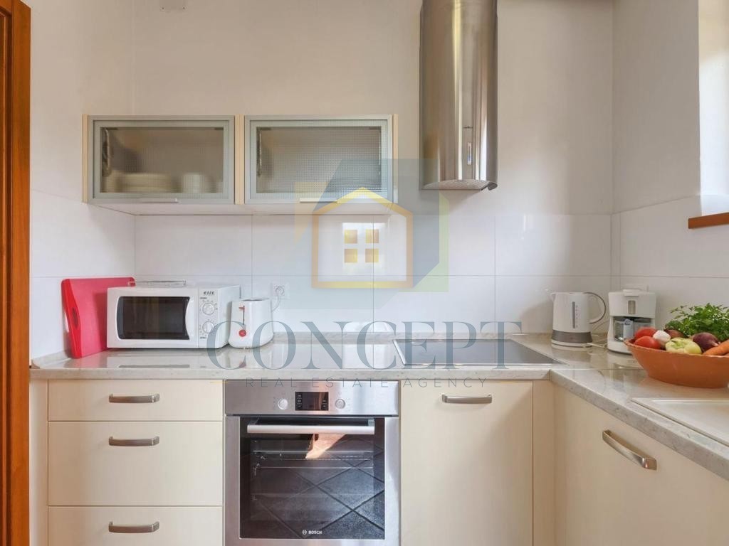 Poreč, okolica, Hiša s bazenom in pogledom na morje, 7 km od morja