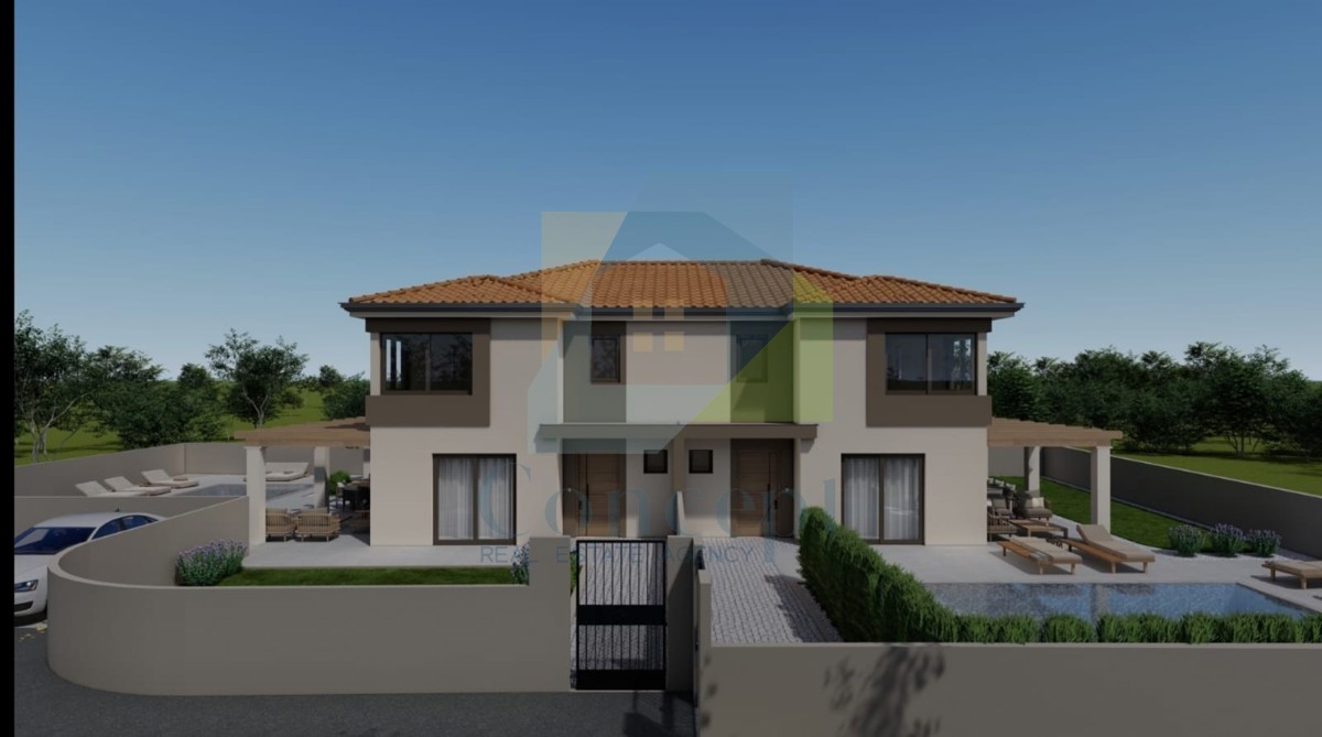 Poreč, okolica, Dvojna hiša s bazenom na mirni lokaciji 12 km od morja