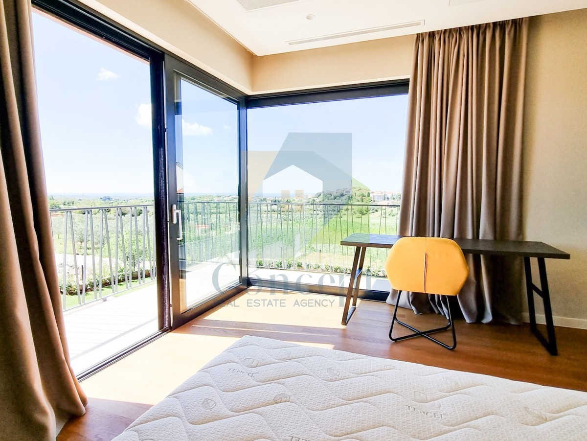 Poreč, okolica, Luksuzna vila s bazenom in pogledom na morje, 12 km od morja