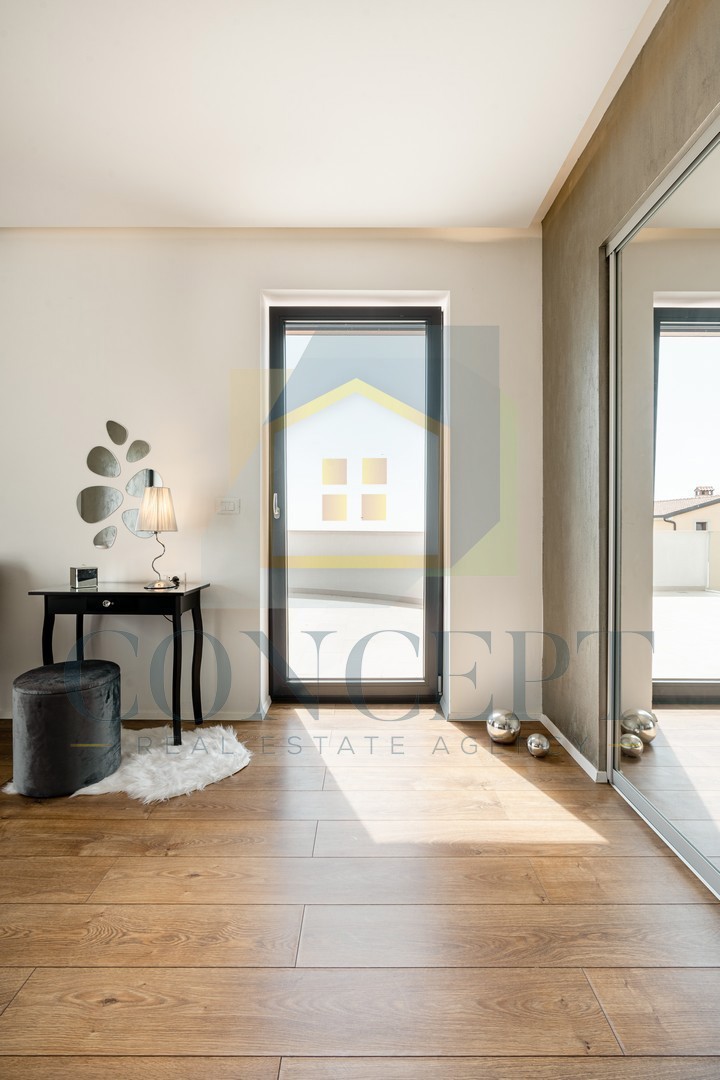 Poreč, okolica, Luksuzna vila s panoramskim pogledom na morje, 10 km od morja