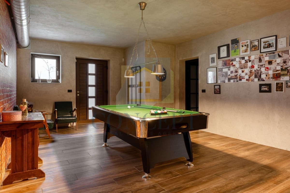 Poreč, okolica, Luksuzna vila s panoramskim pogledom na morje, 10 km od morja