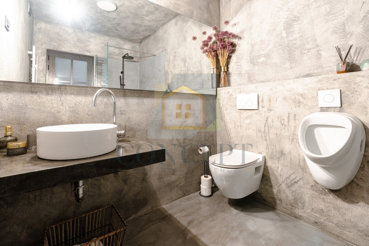 Poreč, okolica, Luksuzna vila s panoramskim pogledom na morje, 10 km od morja