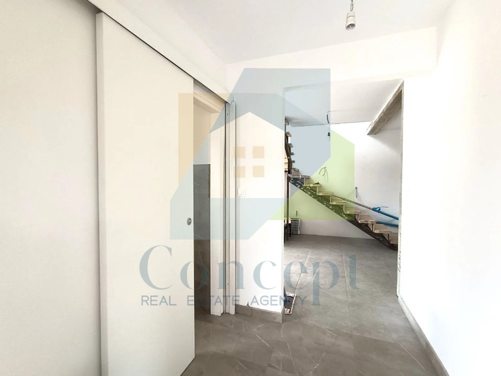 Poreč, okolica, Samostojeća hiša z veliko parcelo