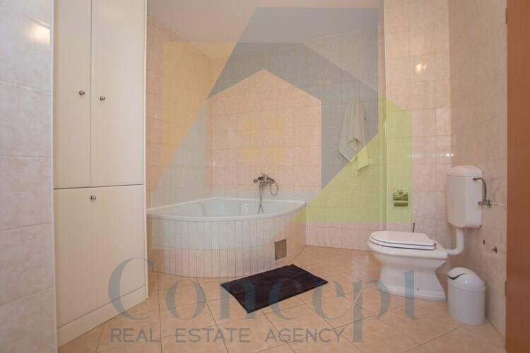 Poreč, Luksuzna lokacija, Apartmanska hiša 750 m od morja