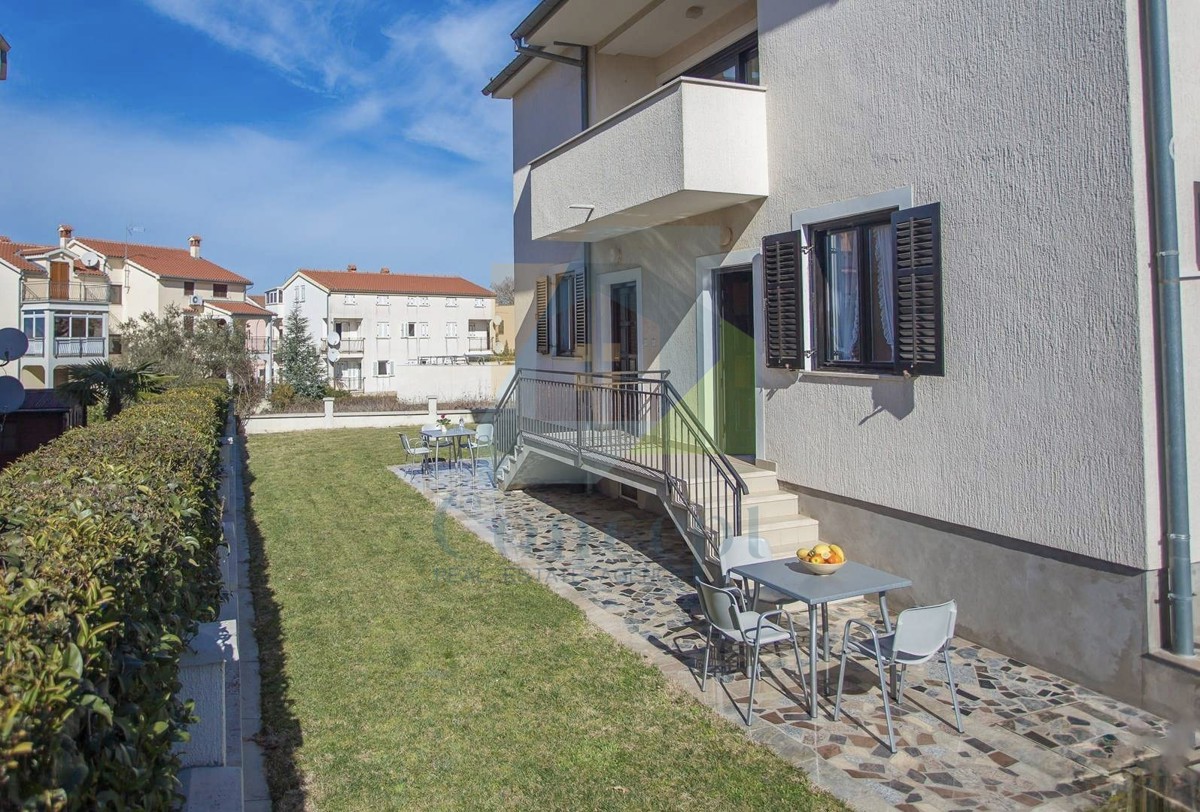 Poreč, Luksuzna lokacija, Apartmanska hiša 750 m od morja
