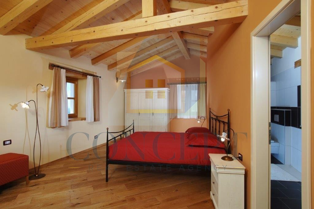 Poreč, okolica, Renovirana avtohtona kamnita hiša s bazenom, 14 km od morja