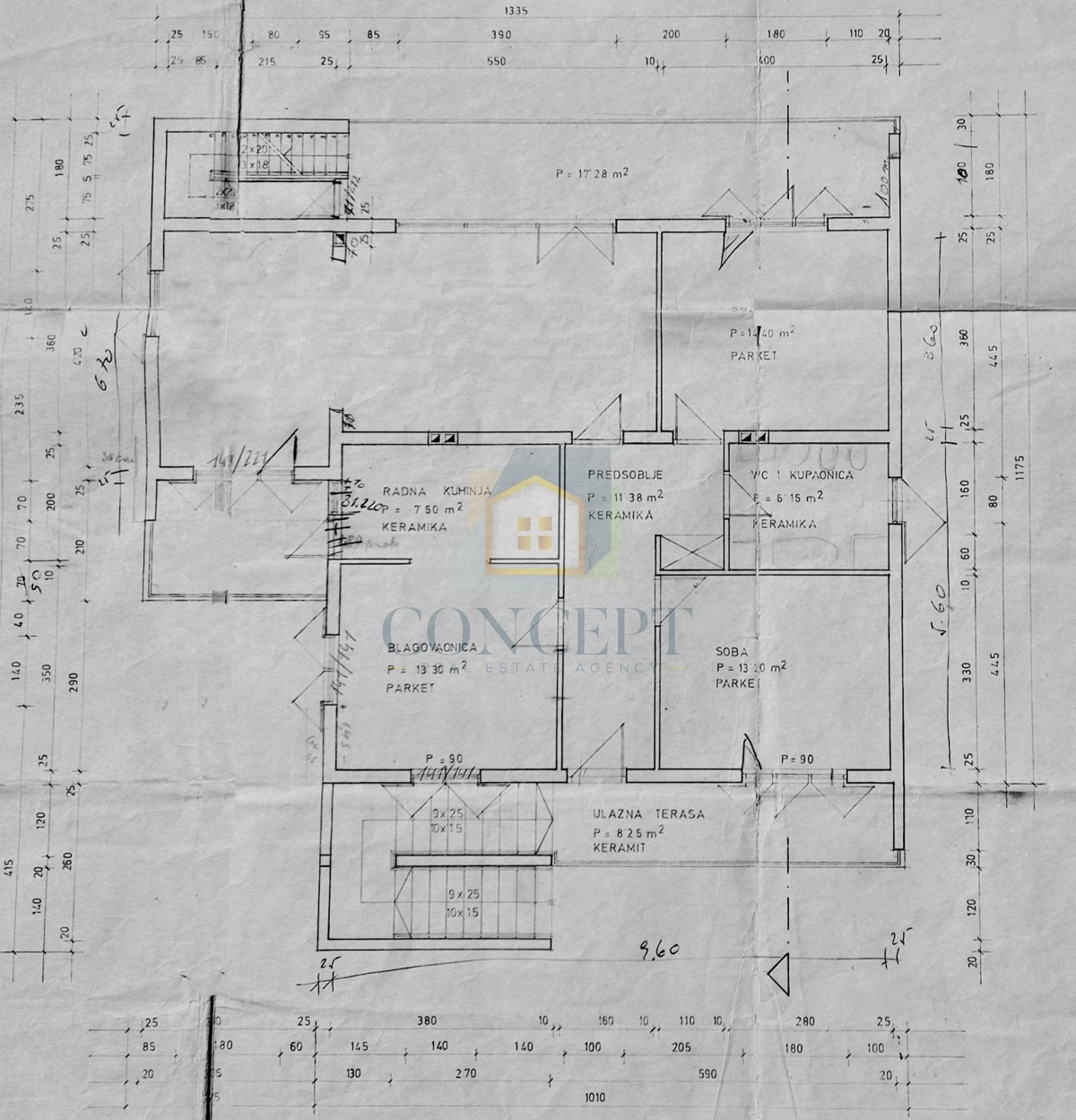 Poreč, Funtana, Prostorna hiša z veliko parcelo, 400 m od morja
