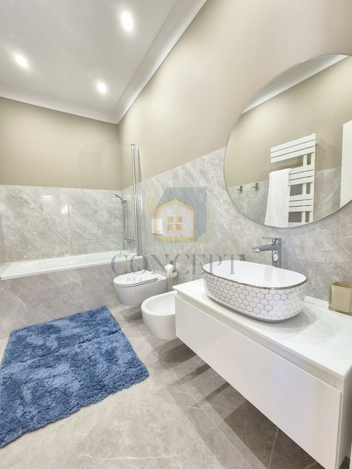 Poreč, okolica, Luksuzna dvojna hiša s bazenom na mirni lokaciji, 5 km od morja