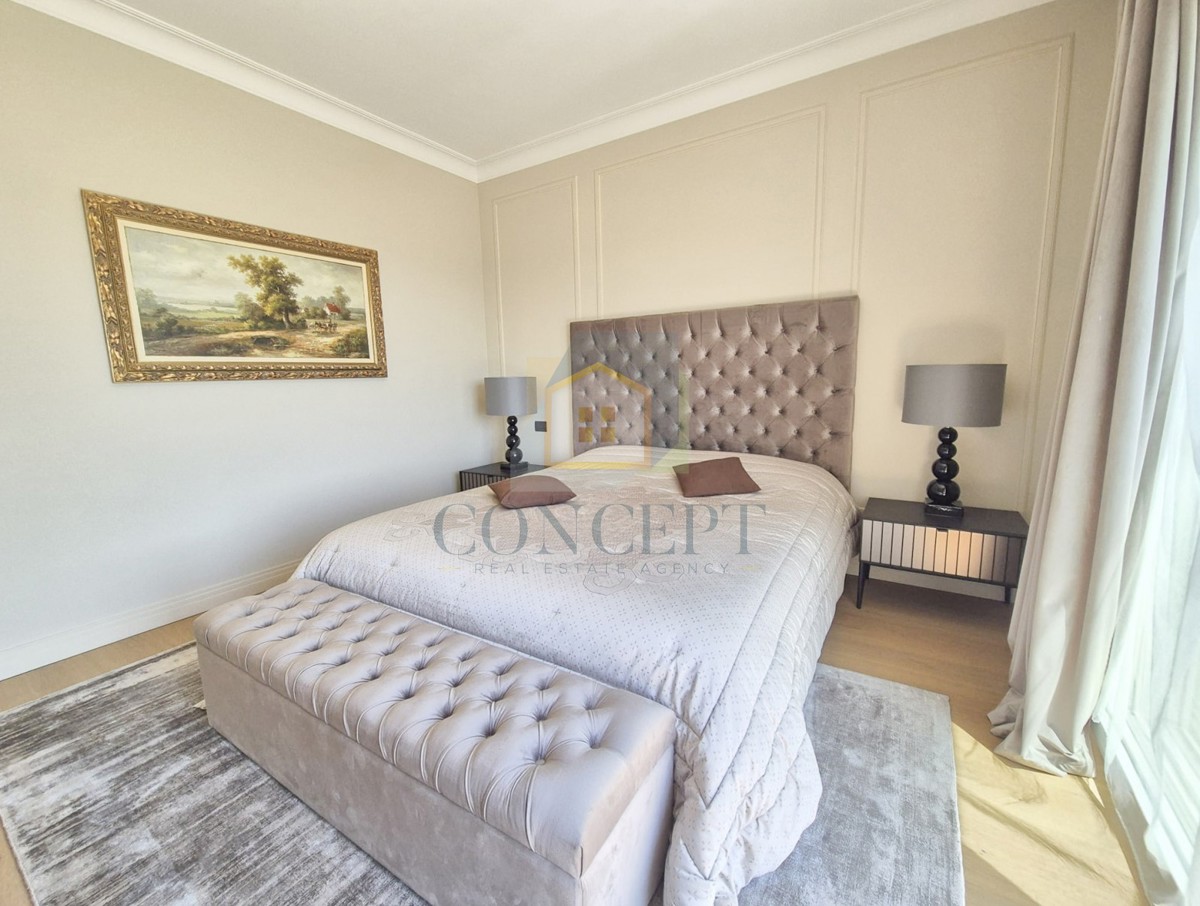 Poreč, okolica, Luksuzna dvojna hiša s bazenom na mirni lokaciji, 5 km od morja