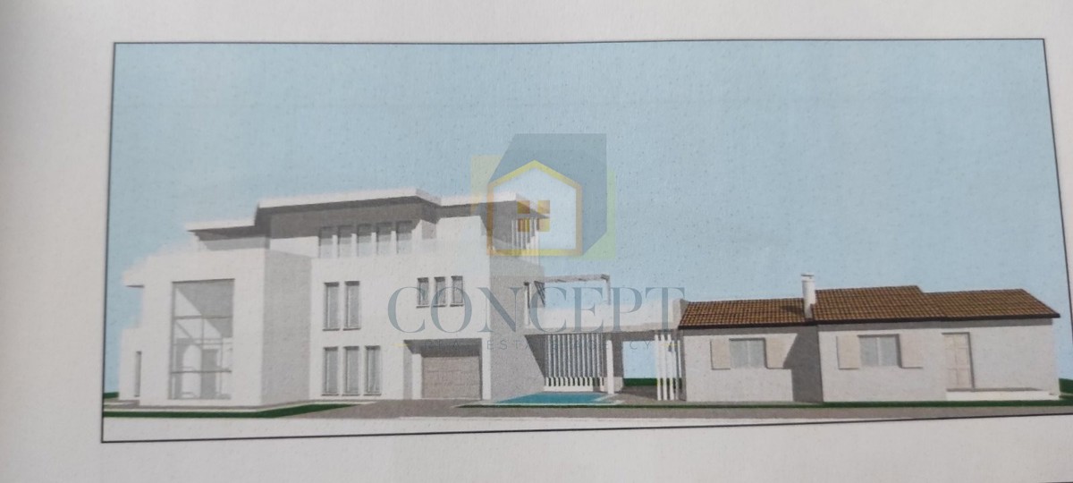 Poreč, okolica, Prizemna hiša s bazenom in zemljiščem za še eno hišo, 7 km od morja