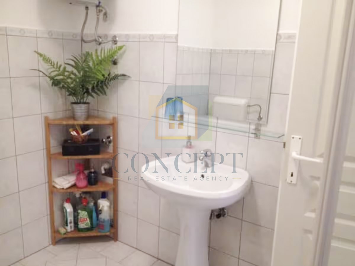 Poreč, okolica, Hiša v nizu s skupnim bazenom, 12 km od morja