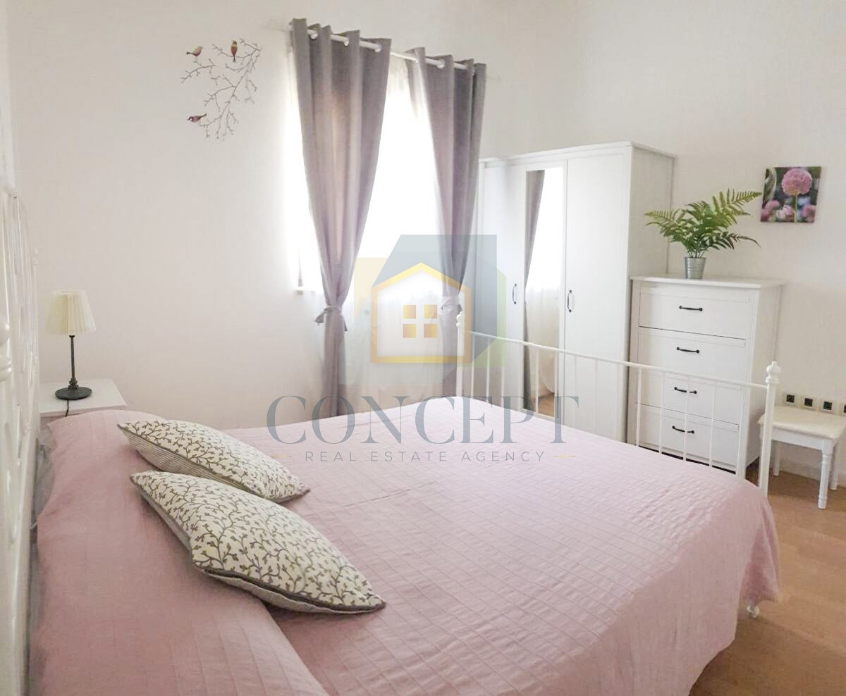 Poreč, okolica, Hiša v nizu s skupnim bazenom, 12 km od morja