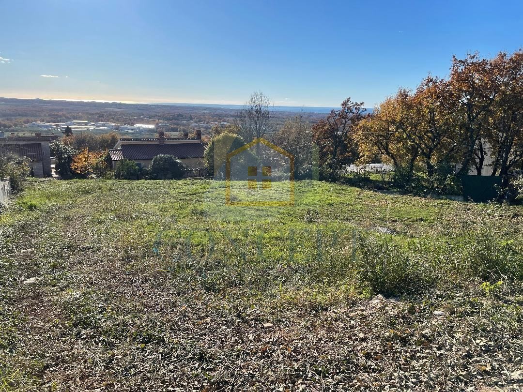 Poreč, okolica, Građevinsko zemljišče z gradbenim dovoljenjem in panoramskim pogledom na morje, 11 km od morja