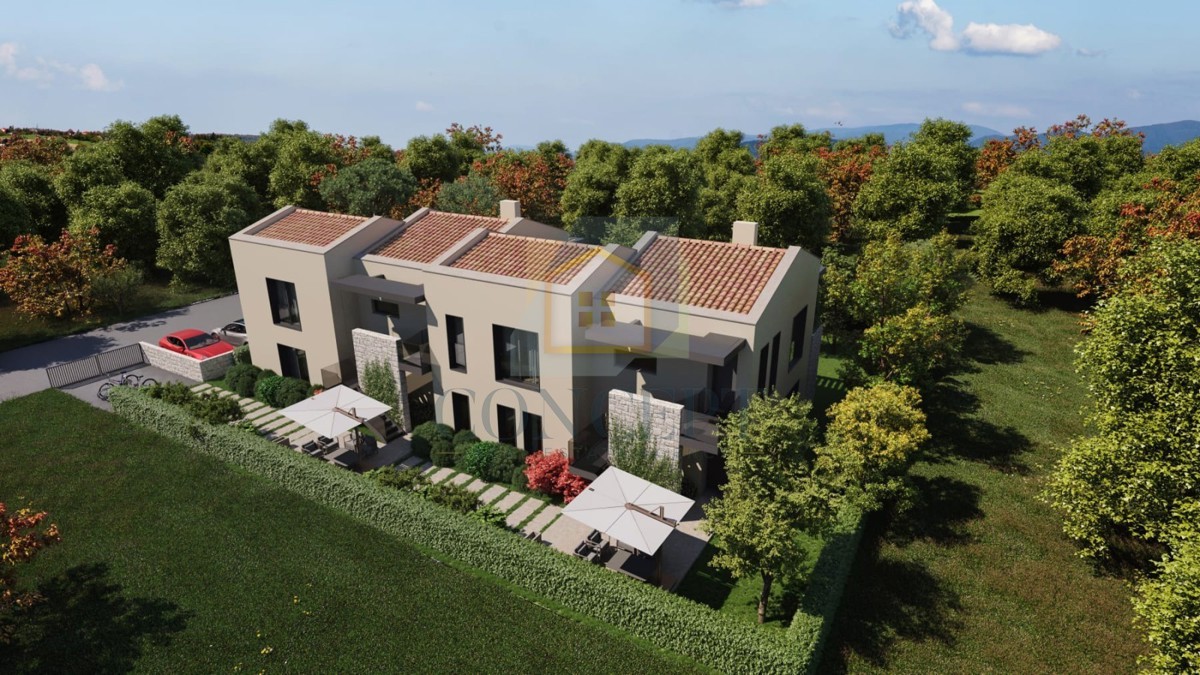 Poreč, okolica, Luksuzno stanovanje v 1. nadstropju z dvema spalnicama in vrtom, 3 km od morja