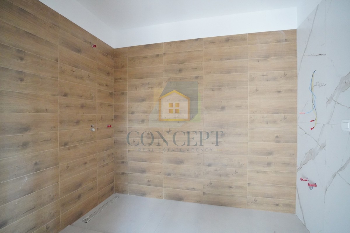 Poreč, okolica, Moderna dvojna kuća s bazenom, 10 km od morja