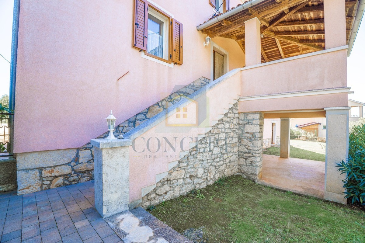 Idilična istrska hiša!