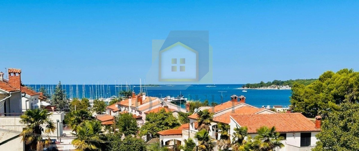 Poreč, Funtana, Stan v 3. nadstropju s pogledom na morje, 200 m od morja