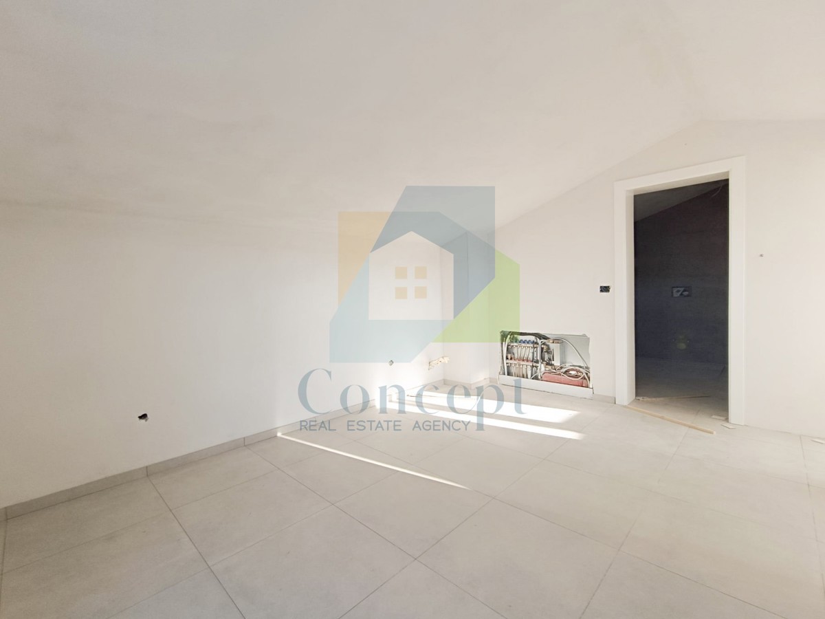 Poreč, okolica, Stan s 3 spavaće sobe i velikom terasom s pogledom na more