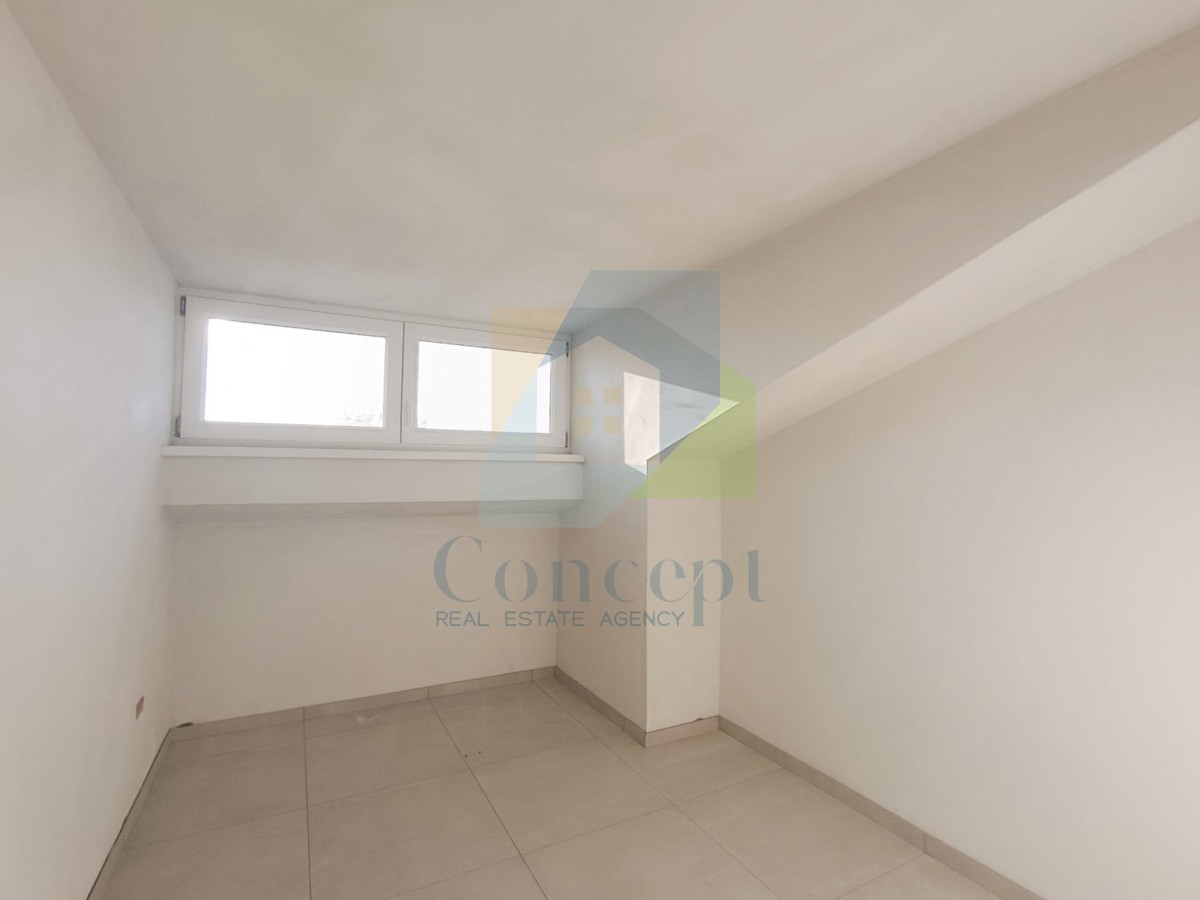 Poreč, okolica, Stan s 3 spavaće sobe i velikom terasom s pogledom na more