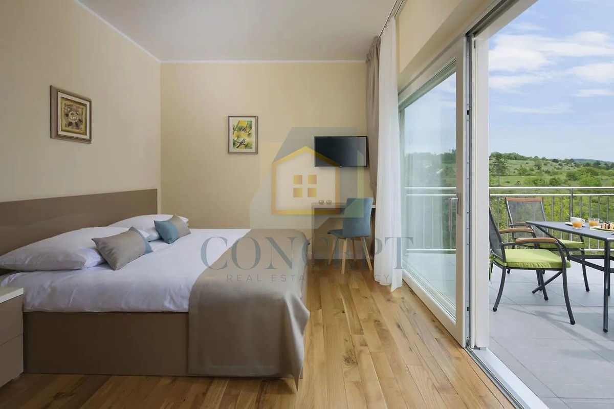 Pazin, Motovun, okolica, turistični resort, penzion, hiše in kamp na 33.000 m2