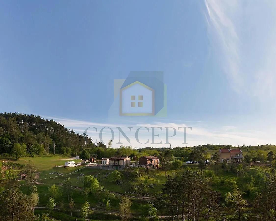 Pazin, Motovun, okolica, turistični resort, penzion, hiše in kamp na 33.000 m2