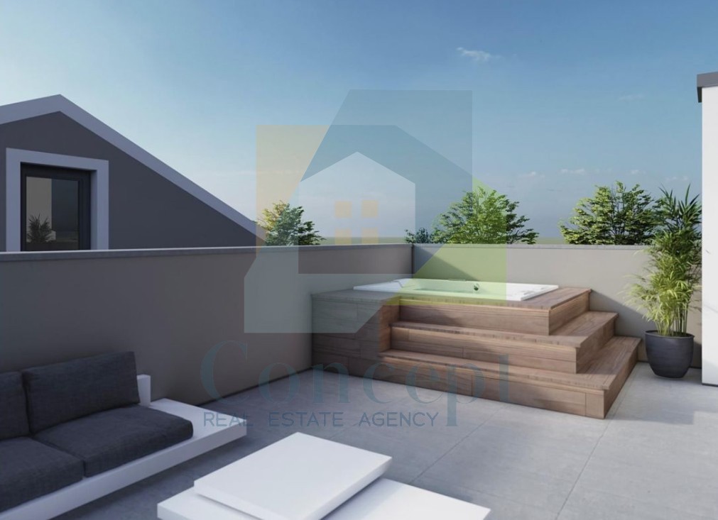 Poreč, okolica, Hiša na koncu niza s bazenom na mirni lokaciji 11 km od morja