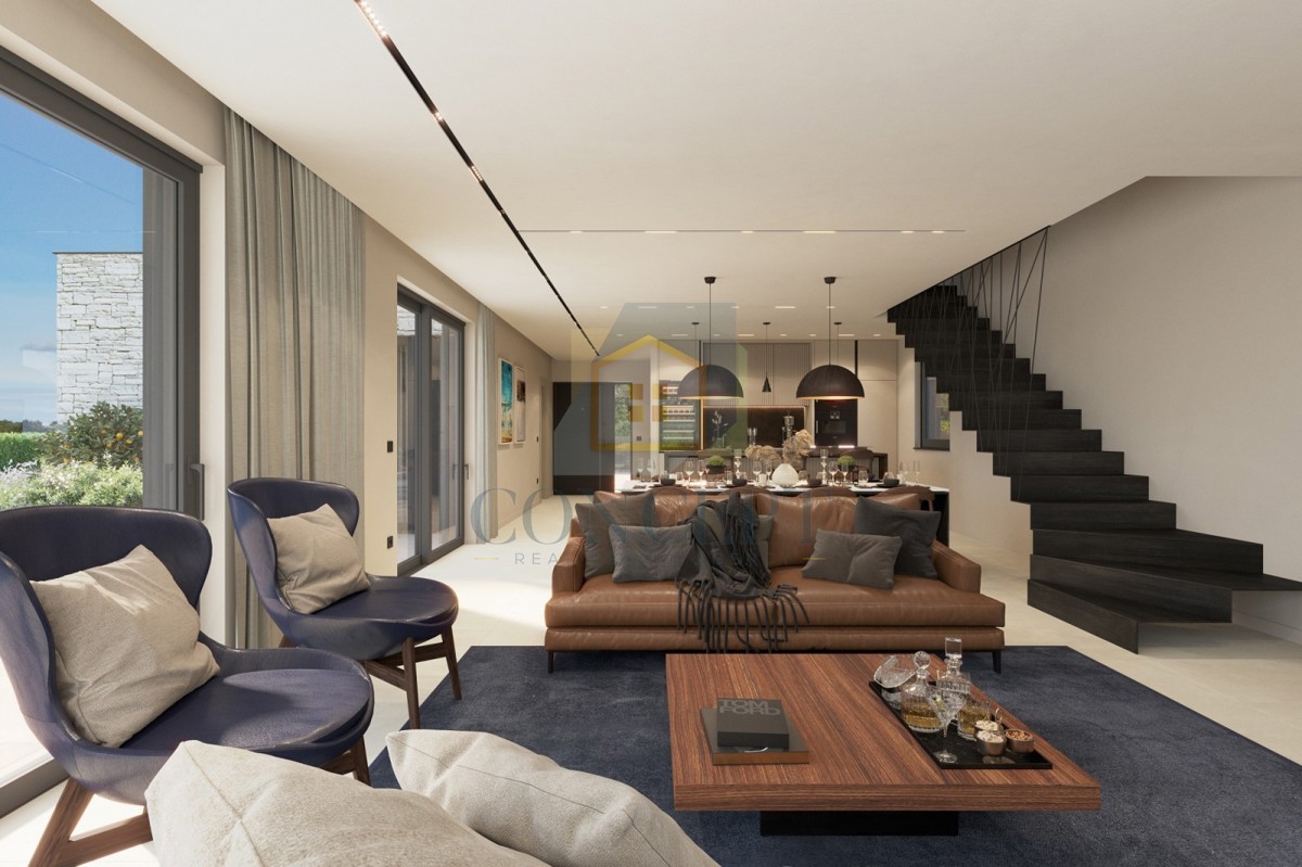 Poreč, okolica, Moderna vila s bazenom na robu vasi, 17 km od morja