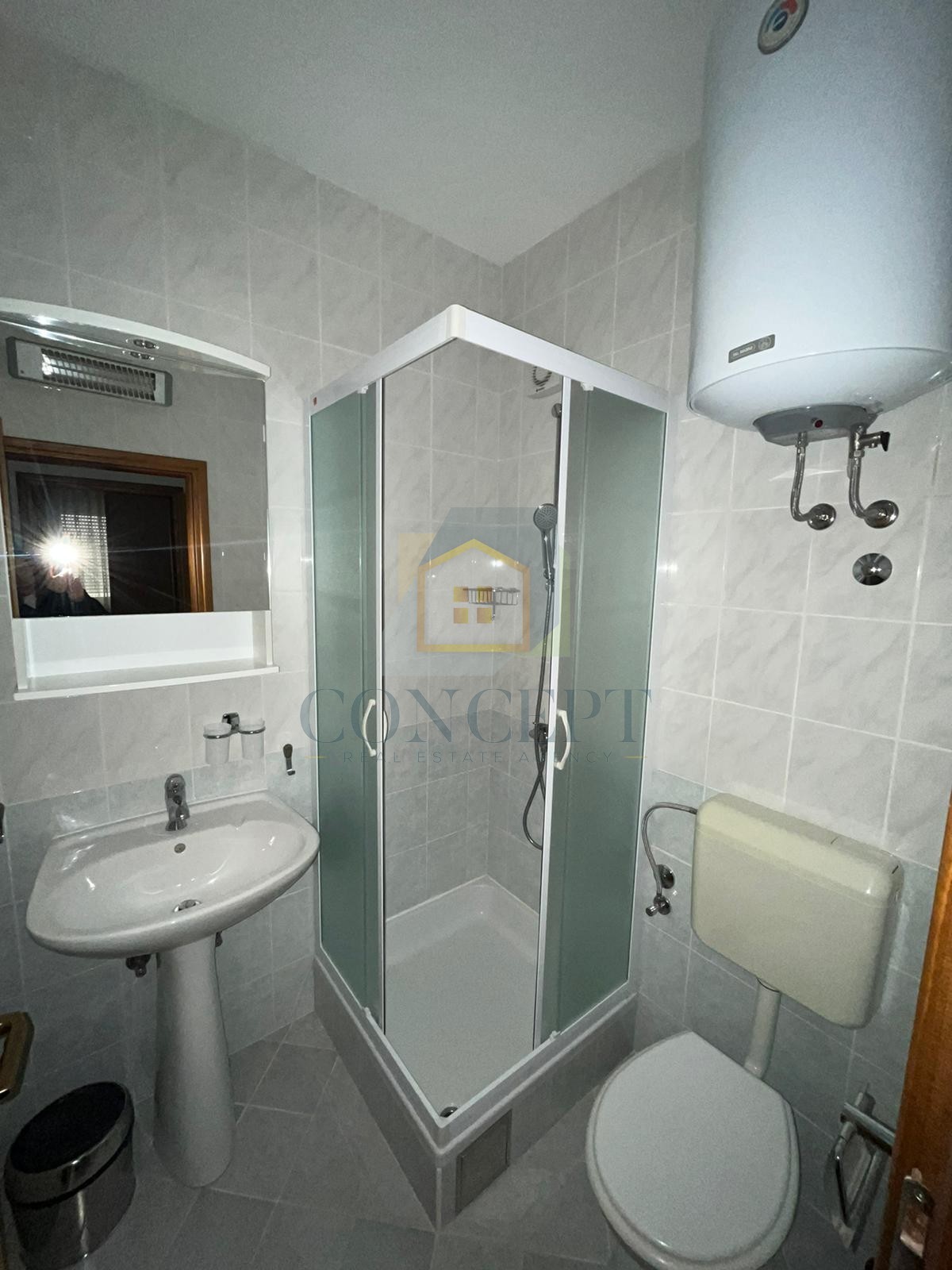 Poreč, okolica, Apartmajska hiša na odlični lokaciji, 800 m od morja