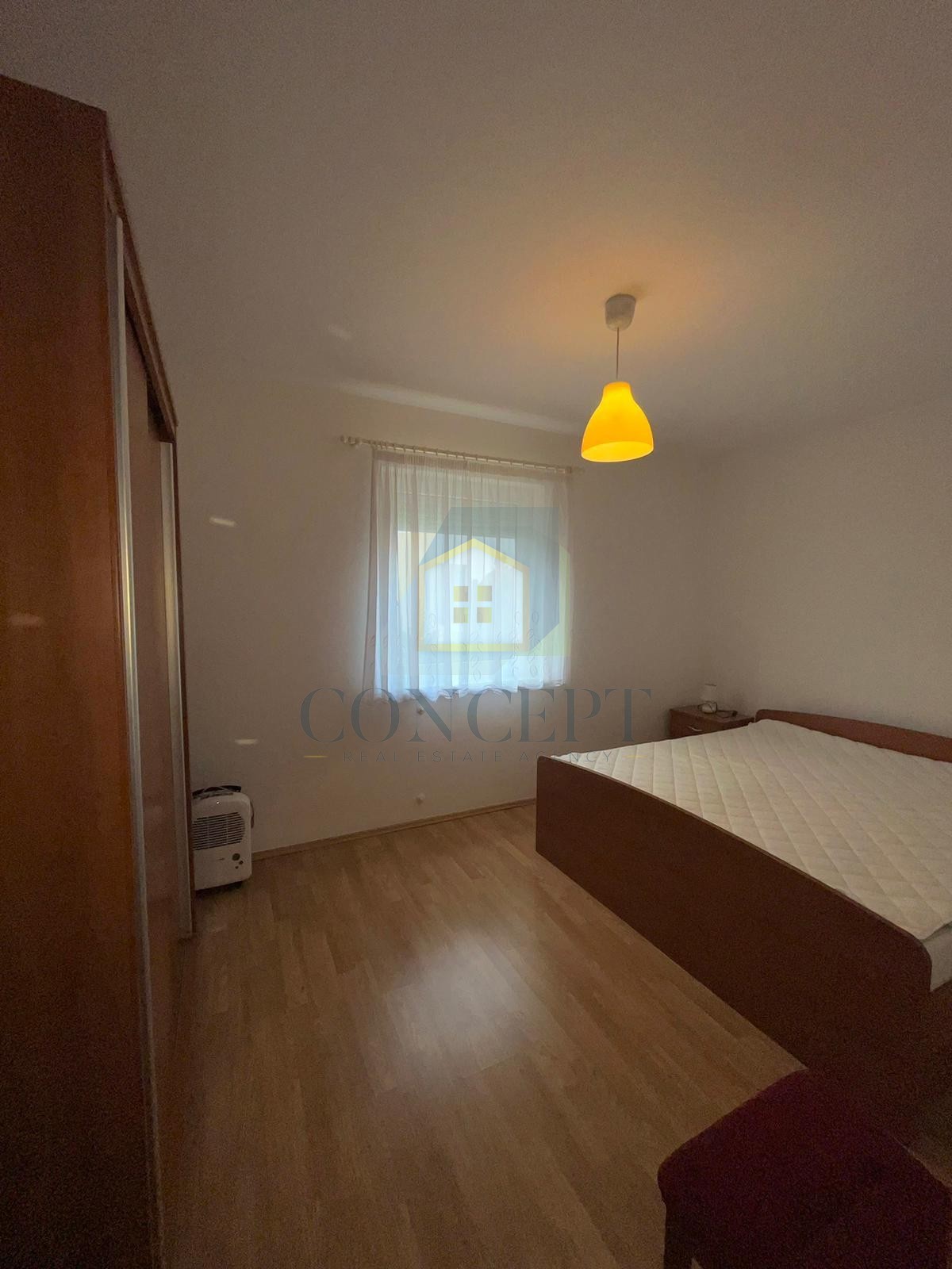 Poreč, okolica, Apartmajska hiša na odlični lokaciji, 800 m od morja