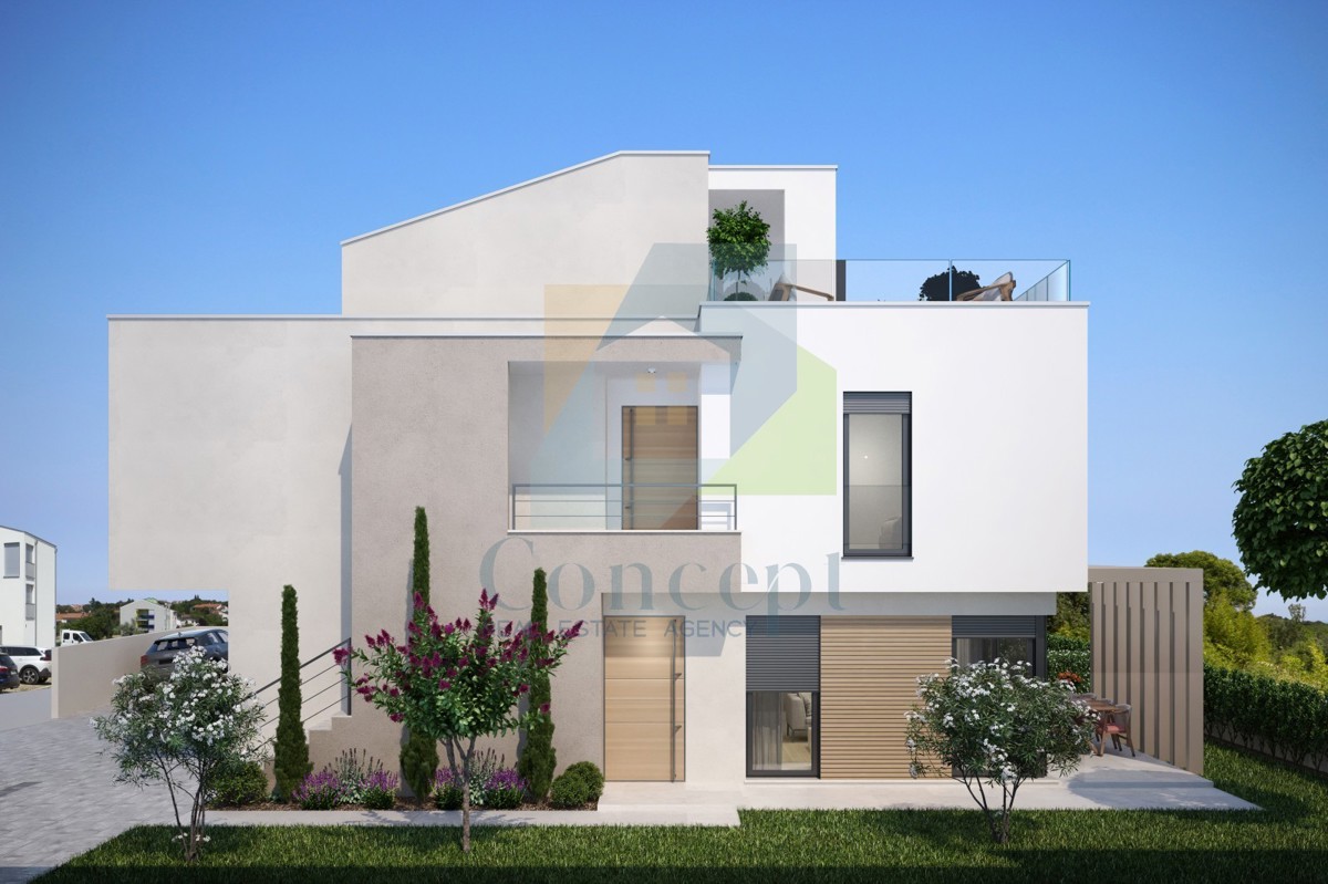 Umag, okolica, Luksuzni dvoetažni stan s krovno teraso, 300 m od morja