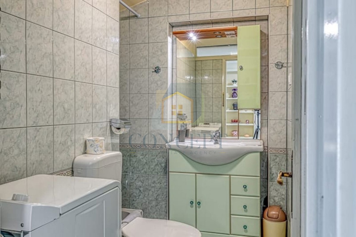 Poreč, center, Stan z eno spalnico, 1. vrsta do morja