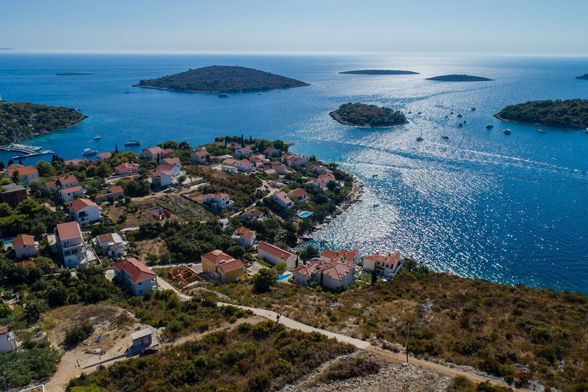 Gradbena parcela na Šolti